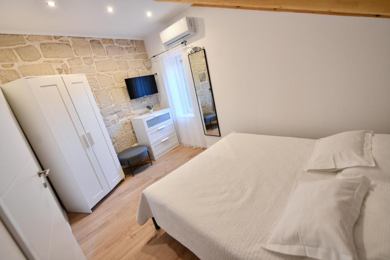 Apartment Lavanda - Suite シニ エクステリア 写真