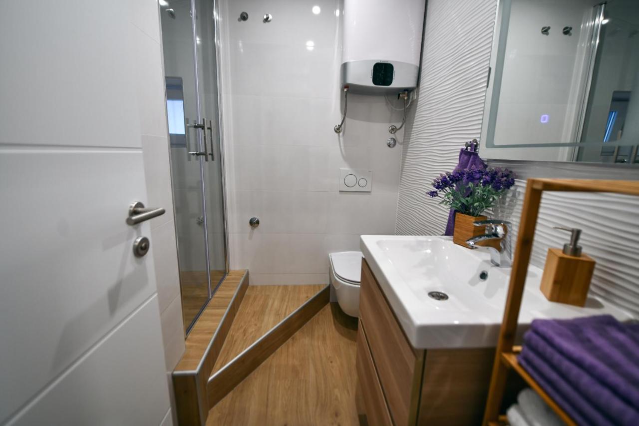 Apartment Lavanda - Suite シニ エクステリア 写真