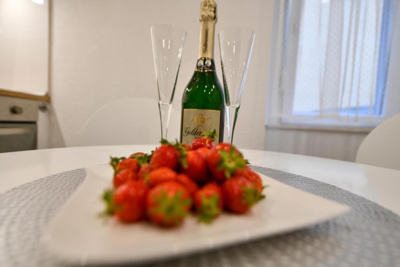 Apartment Lavanda - Suite シニ エクステリア 写真